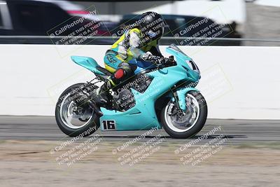 media/Oct-05-2025-CVMA (Sun) [[beeef4f201]]/Race 2-Supersport Middleweight/